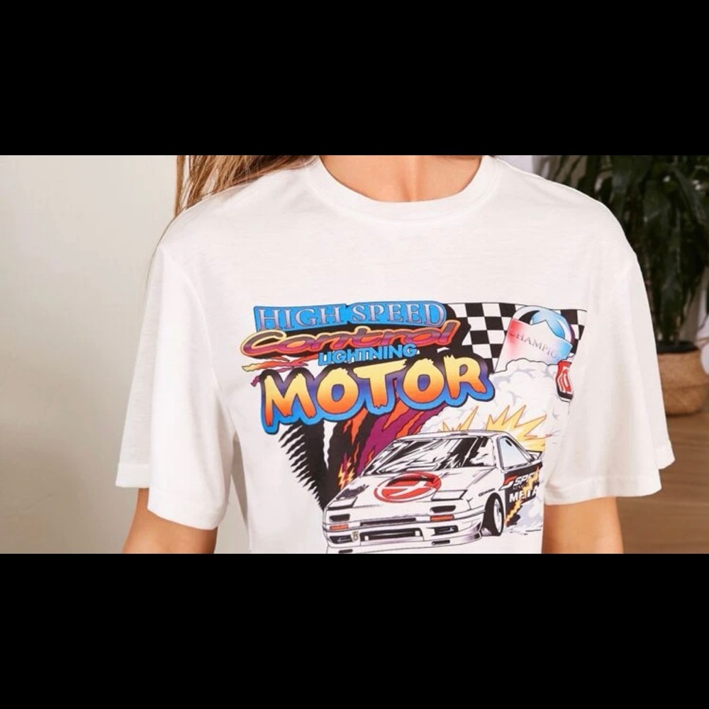 Cropped Graphic Tee
